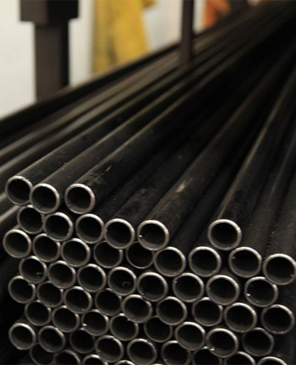 Siyah Demir Boru